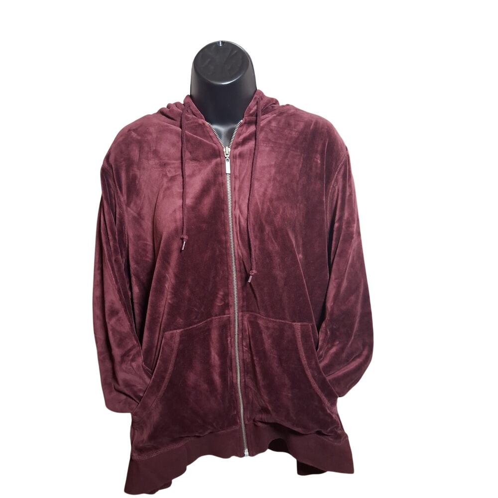 Liz and Co. Woman Zip Up